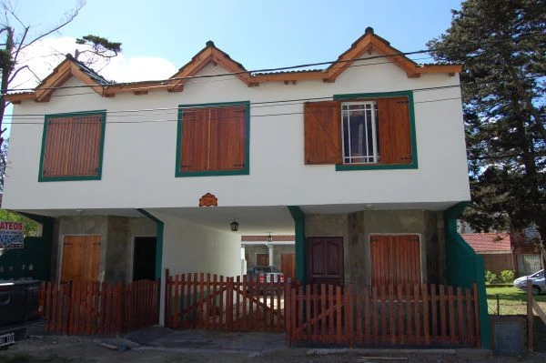A una cuadra de la playa Exelente para grupo familiar - Disfrute sus vacaciones en Mar del Tuyu - Dúplex/Tríplex en Mar del Tuyú