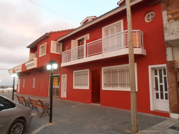 Complejo Los Amigos - 4 Ambientes con Vista al Mar - Cochera Cubierta - Barrio el Silvio - A ½ cuadra de la playa - Dúplex/Tríplex en Mar de Ajó