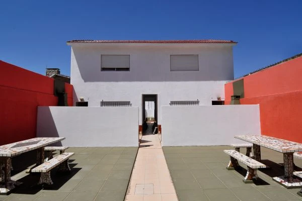Complejo Los Amigos - 4 Ambientes con Vista al Mar - Cochera Cubierta - Barrio el Silvio - A ½ cuadra de la playa - Dúplex/Tríplex en Mar de Ajó