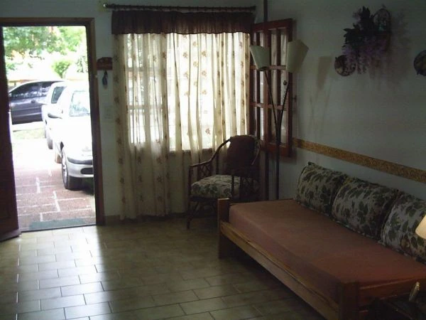 3 Ambientes - Cochera para 2 Autos - Zona Muy Tranquila - A 4 cuadras del mar - Dúplex/Tríplex en La Lucila del Mar