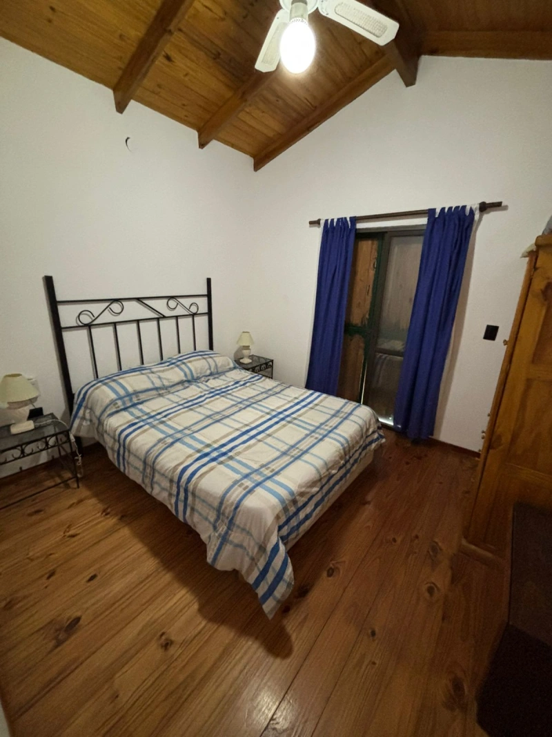 3 Ambientes con Entrada de Auto - Balcón a la Calle - Mar de Ajo - A 3½ cuadras del mar - a 3 cuadras del centro comercial - a 15 cuadras del centro - Dúplex/Tríplex en Mar de Ajó