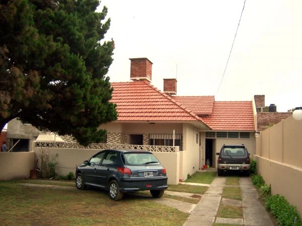 3 Ambientes con Guardacoche - Barrio El Silvio - A 1 cuadra del mar - Casa/Chalet en Mar de Ajó