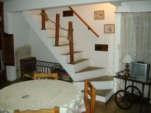 3 Ambientes - Estacionamiento - a 1 cuadra de Av. San Martín - a 5 cuadras del mar - Dúplex/Tríplex en San Clemente