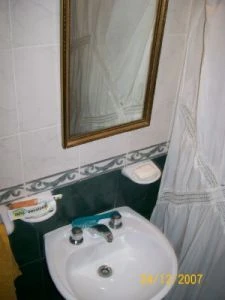 3 Ambientes en 1er Piso - Zona Residencial - A 3 cuadras de la peatonal - a 4 cuadras del mar - Departamento en San Bernardo