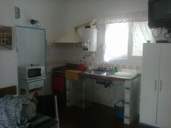 4 Ambientes en Planta Baja - A 2 cuadras del mar - a 2 cuadras del muelle - Casa/Chalet en La Lucila del Mar