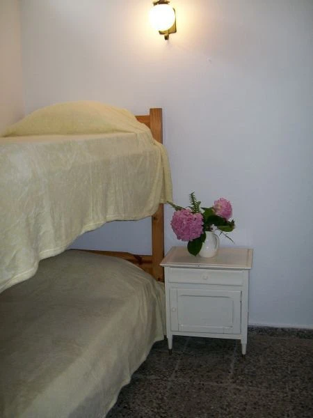 4 Ambientes en Planta Baja - A 2 cuadras del mar - a 2 cuadras del muelle - Casa/Chalet en La Lucila del Mar