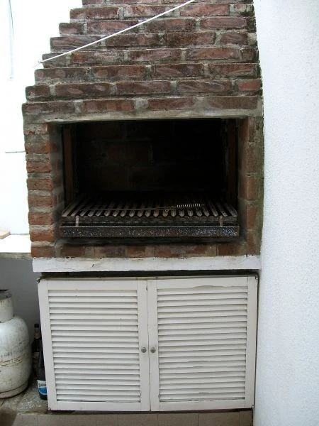 4 Ambientes en Planta Baja - A 2 cuadras del mar - a 2 cuadras del muelle - Casa/Chalet en La Lucila del Mar