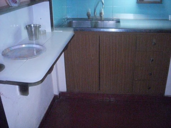 5 Ambientes en Zona Residencial - Sin Ruidos Zona Arbolada - A 3 cuadras del mar - 2 del cine teatro - 3 del supermercado carreras - Casa/Chalet en San Bernardo