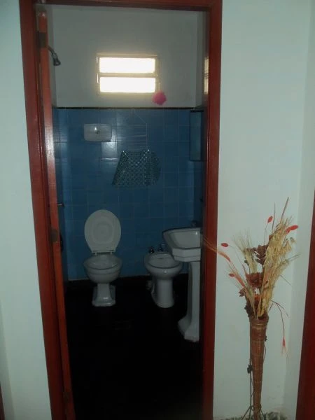 3 Ambientes en Amplio Terreno Arbolado de Pinos - Entrada para Auto - A 4 cuadras del centro y a 5 cuadras del mar - Casa/Chalet en San Bernardo