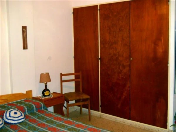 Monoambiente tipo loft en 1er Piso - Vista lateral al Mar. - Frente al muelle - a 1 cuadra del centro - Departamento en San Clemente
