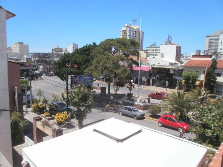 2 Ambientes en 2do Piso por Escalera  - Terraza Independiente - Barrio San Rafael - A 3 cuadras de la playa - a 2 cuadras de la peatonal - Departamento en Mar de Ajó