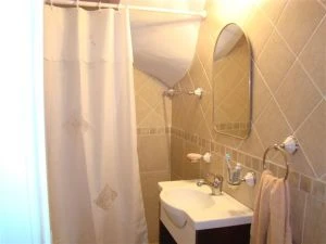 3 Ambientes con Entrada de Auto - A 5 cuadras del mar - Dúplex/Tríplex en La Lucila del Mar