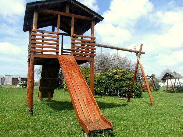 3 Ambientes con Entrada de Auto - Amplio Parque - A 30 minutos de Mar del Plata - a 2½ cuadras del mar - a ½  de la Plaza de Mirta Legrand - Casa/Chalet en Mar de Cobo