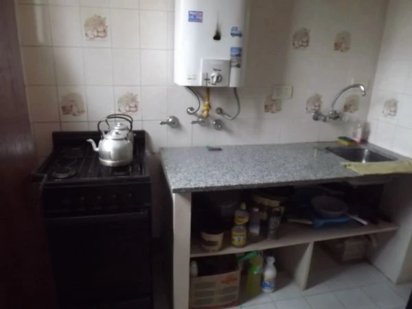 3 Ambientes en 1er. piso - Cochera fija - Balcón con vista a calle principal - A 1 cuadra del mar - Departamento en San Bernardo