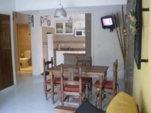 1½ Ambiente en Planta Baja a la Calle - Excelente Estado - Frente al mar - Departamento en La Lucila del Mar