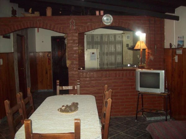 3 Ambientes con Entrada de Auto - A 6 cuadras del mar - a 1 cuadra de San Bernardo - Casa/Chalet en Mar de Ajó