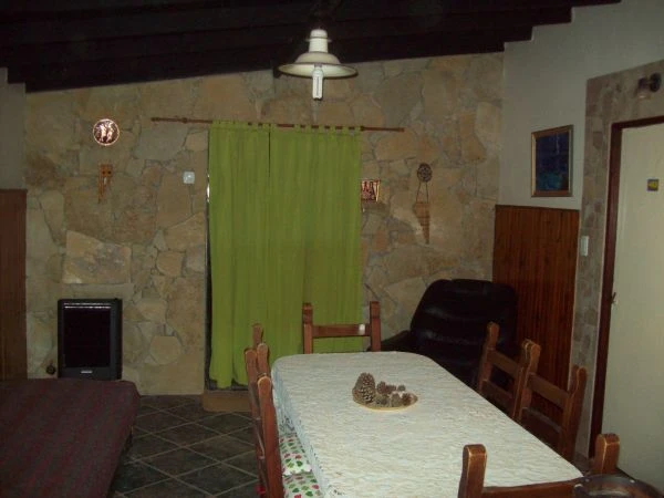 3 Ambientes con Entrada de Auto - A 6 cuadras del mar - a 1 cuadra de San Bernardo - Casa/Chalet en Mar de Ajó