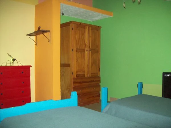 3 Ambientes con Entrada de Auto - A 6 cuadras del mar - a 1 cuadra de San Bernardo - Casa/Chalet en Mar de Ajó