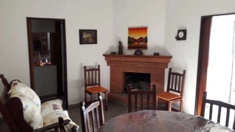 4 Ambientes con Espacio Verde - Quincho - A 5 cuadras de la playa - a ½ cuadra del bosque - Casa/Chalet en La Lucila del Mar