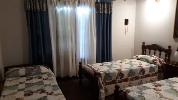 4 Ambientes con Espacio Verde - Quincho - A 5 cuadras de la playa - a ½ cuadra del bosque - Casa/Chalet en La Lucila del Mar