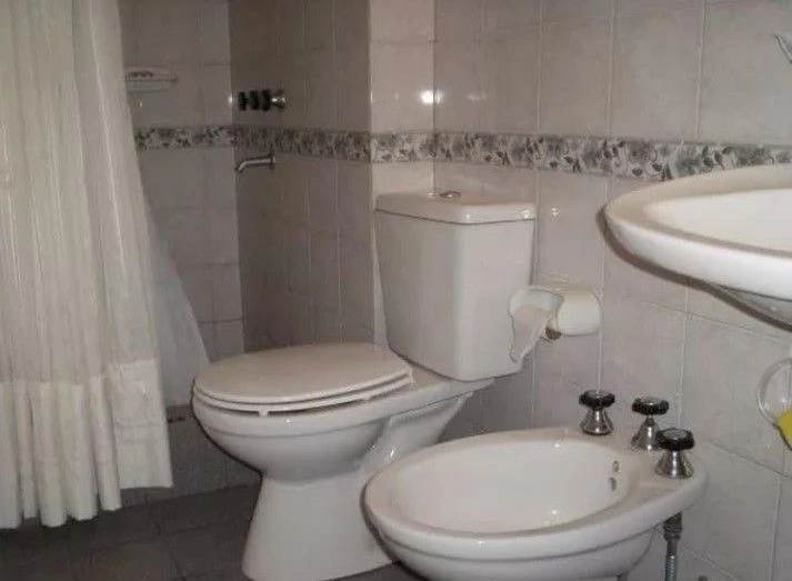 4 Ambientes con Espacio Verde - Quincho - A 5 cuadras de la playa - a ½ cuadra del bosque - Casa/Chalet en La Lucila del Mar