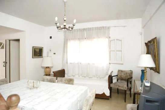 Complejo Puerta de Hierro - Totalmente Equipado - Estacionamiento Techado - A 150 metros del mar - a 7 cuadras del centro - Vigilancia privada - Departamento en Mar de Ajó