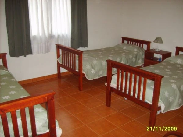 5 Ambientes Muy Espaciosos - Excelente Ubicación - A 2 cuadras del centro - a 1 cuadra de la terminal de omnibus - a 3 cuadras del mar - Dúplex/Tríplex en La Lucila del Mar