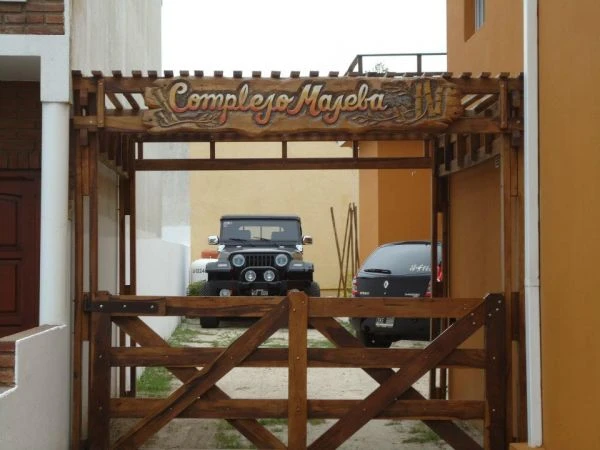 Complejo Majeba - 3 Ambientes - Estacionamiento dentro del Predio - Consulte Promociónes Especiales - A ½ cuadra del mar - a ½ cuadra de la principal - Departamento en Aguas Verdes