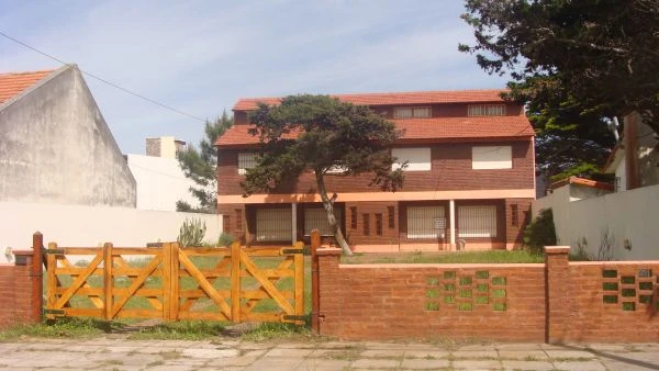 4 Ambientes - Excelente Ubicacion - Frente al mar - Dúplex/Tríplex en La Lucila del Mar
