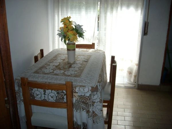 3 Ambientes en Planta Alta a la Calle - Estacionamiento en Terreno Lindero - Zona Tranquila - A 10 cuadras del mar - a 6 cuadras de Av. San Bernardo zona tranquila - Departamento en San Bernardo