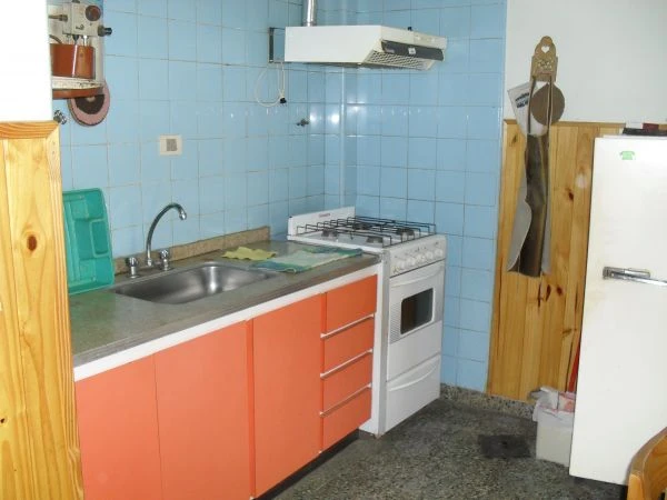 3 Ambientes en Pleno Centro - Muy Luminoso - A 1 cuadra del centro - a 3 cuadras del mar - a 1 cuadra del Supermercado Coto - Departamento en Mar de Ajó