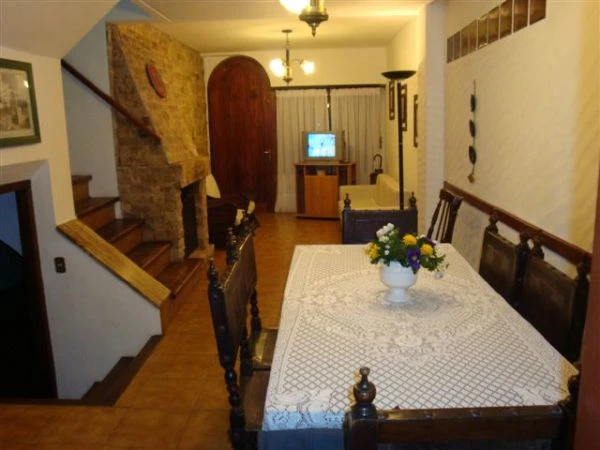 5 Ambientes  con Garage Cubierto - Muy Amplia - A 3 cuadras del mar - a 1½ de Av. San Bernardo - Casa/Chalet en San Bernardo