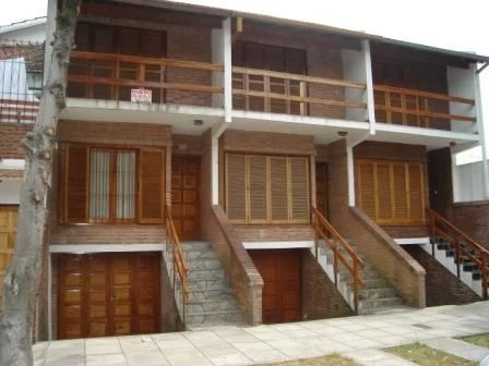 4 Ambientes con Garage Cubierto - Todo en Excelente Estado - A 2½ cuadras de la playa - a ½ cuadra de la peatonal - Dúplex/Tríplex en San Bernardo