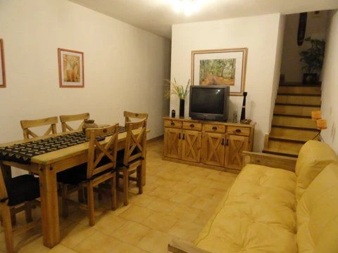 4 Ambientes con Garage Cubierto - Todo en Excelente Estado - A 2½ cuadras de la playa - a ½ cuadra de la peatonal - Dúplex/Tríplex en San Bernardo