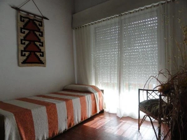 4 Ambientes con Amplia Cochera - A 3 cuadras de la playa - a 2 cuadra de la peatonal - a 1 cuadra de la Av. San Bernardo - Dúplex/Tríplex en San Bernardo