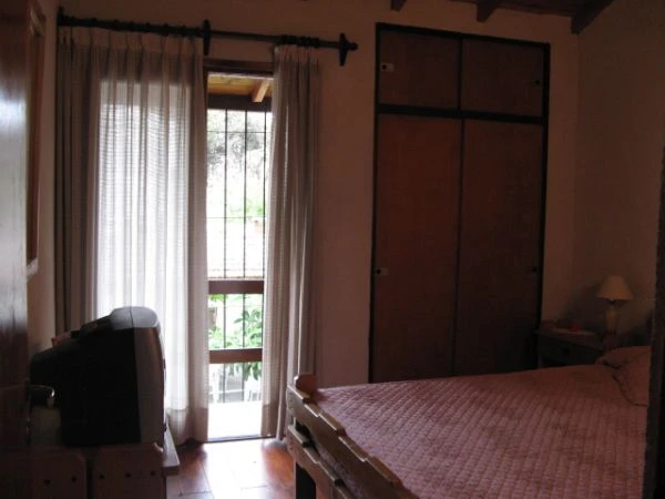 3 Ambientes con entrada de Auto - Zona Residencial Muy Tranquila - A 4 cuadras del mar - Dúplex/Tríplex en San Bernardo