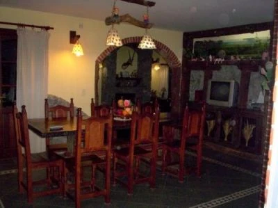 Excelente Casa de Categoría - Ubicada en el centro de Valeria y a 3 cuadras del mar - Casa/Chalet en Valeria del Mar