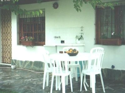 Chalet Para 8 Personas - Confortable y espacioso - Ubicado en pleno centro y a 1 cuadra del mar - Casa/Chalet en Ostende
