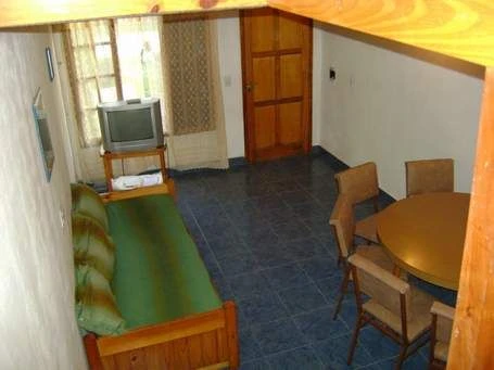 Capacidad para 6 personas - Confortable y Tranquilo - Totalmente amueblado y a 3 cuadras del mar - Dúplex/Tríplex en Santa Clara del Mar