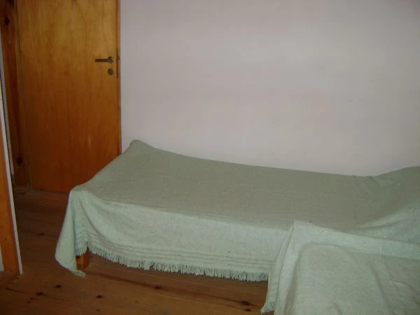 Capacidad para 6 personas - Confortable y Tranquilo - Totalmente amueblado y a 3 cuadras del mar - Dúplex/Tríplex en Santa Clara del Mar