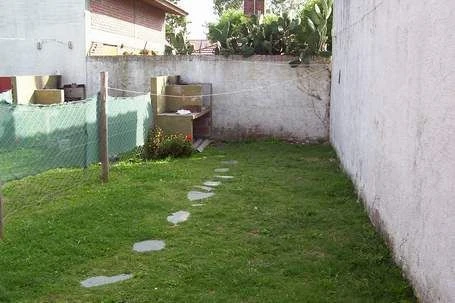 Capacidad para 6 personas - Confortable y Tranquilo - Totalmente amueblado y a 3 cuadras del mar - Dúplex/Tríplex en Santa Clara del Mar