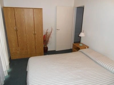 Capacidad para 6 Personas - Familiar y Tranquilo - Ubicado a 1 cuadra del mar y a 6 del centro - Departamento en Ostende