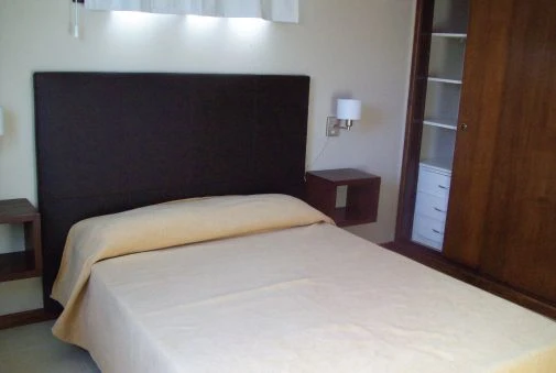 Capacidad para 6 Personas - A Estrenar - Ubicada a 20mts del mar y a 4 cuadras del centro comercial - Cabaña en Valeria del Mar