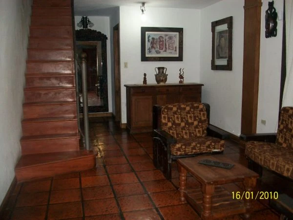 Chalet 5 Ambientes - Espacioso - Excelente ubicación  - Casa/Chalet en San Bernardo