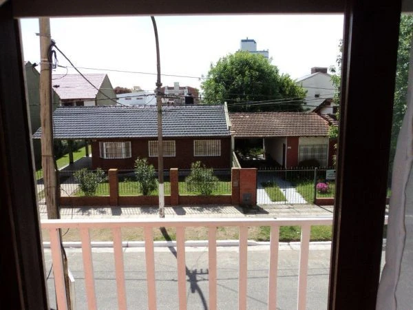 2 Ambientes con Balcon a la Calle - A 2 cuadras del mar - Departamento en San Bernardo