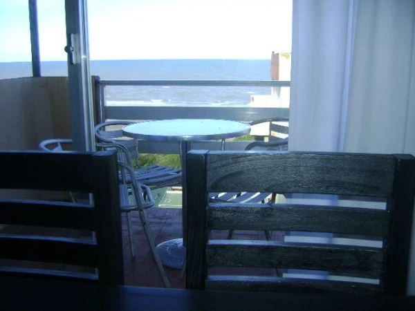 2 Ambientes con Balcon - Vista Panoramica al Mar - A ½ cuadra de la playa - Departamento en San Bernardo