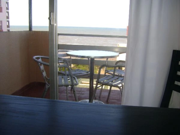 2 Ambientes con Balcon - Vista Panoramica al Mar - A ½ cuadra de la playa - Departamento en San Bernardo