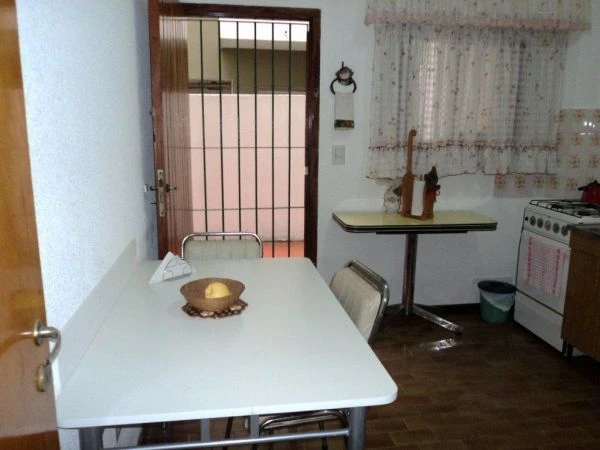 3 Ambientes en Planta Baja con Cochera - A 4 cuadras del mar - Departamento en San Bernardo