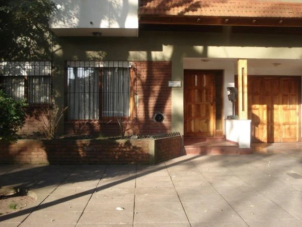 3 Ambientes en Planta Baja con Cochera - A 4 cuadras del mar - Departamento en San Bernardo