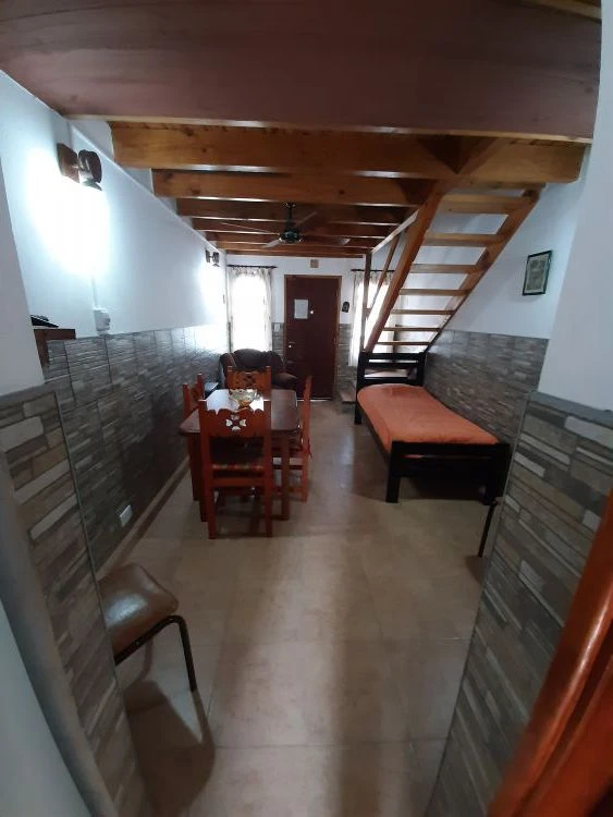 3 Ambientes - Totalmente Equipada - A 5 cuadras de San Bernardo - a 2 cuadras de la playa - a 2 cuadras del muelle - Cabaña en Mar de Ajó
